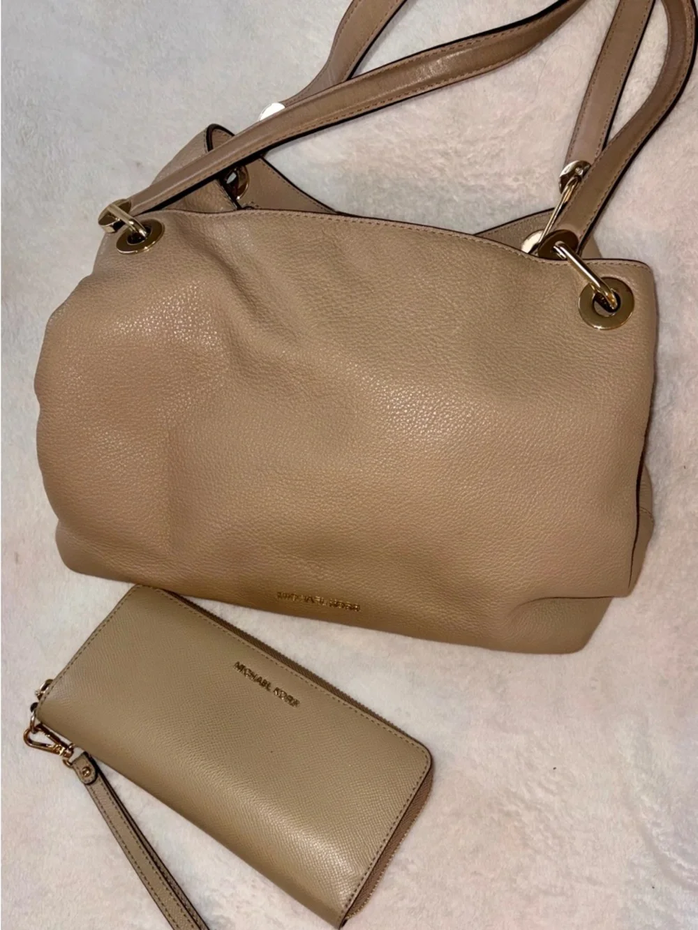 Michael Kors Raven Leather Bag Matching Wallet